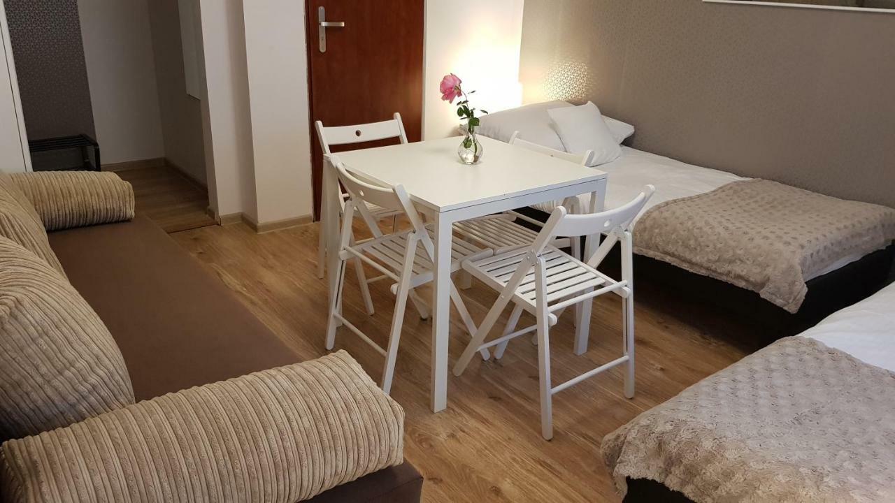Pokoje Goscinne Venezia Czaplinek Exteriör bild