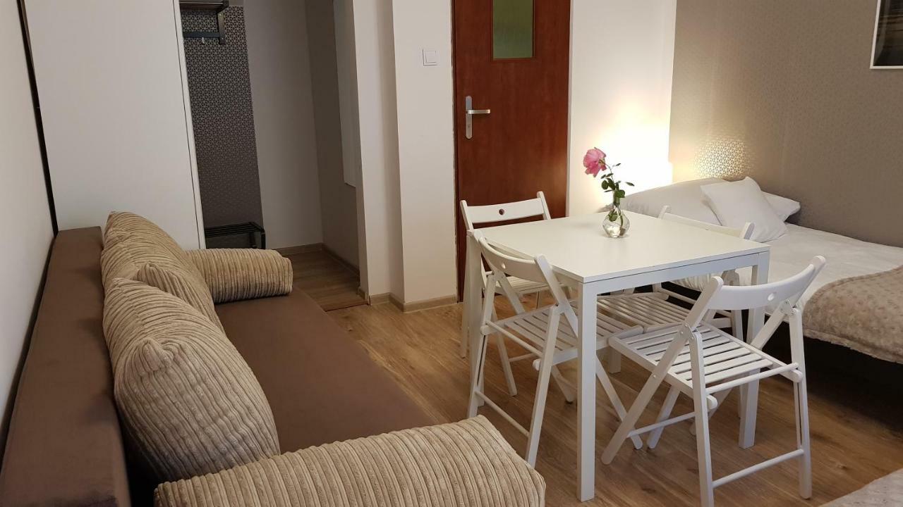Pokoje Goscinne Venezia Czaplinek Exteriör bild